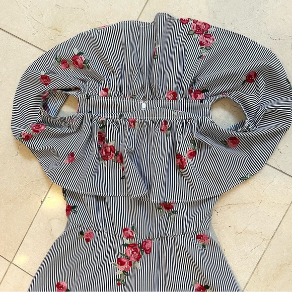 Calvin Klein Embroidered and Striped Off the Shoulder Dress Size 4 - Picture 7 of 8